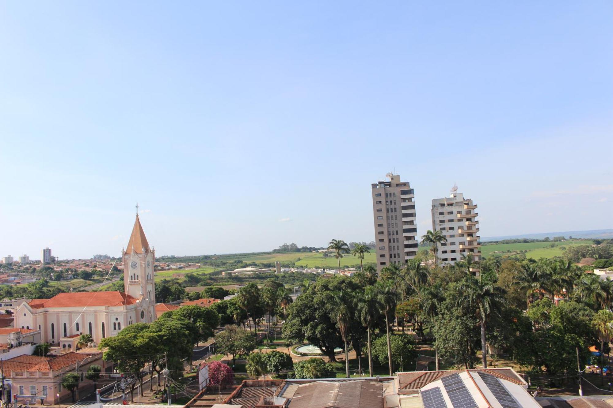 Optimum Plaza Hotel Monte Alto Exterior foto